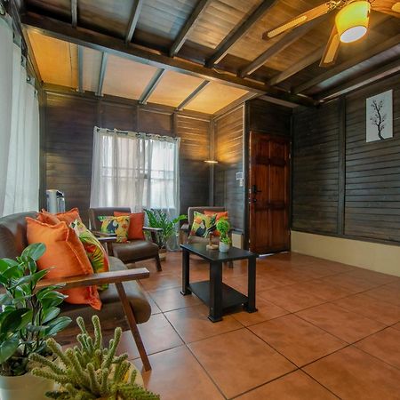 The Toucan Nest - Ac, Gated & Pool La Fortuna Bagian luar foto