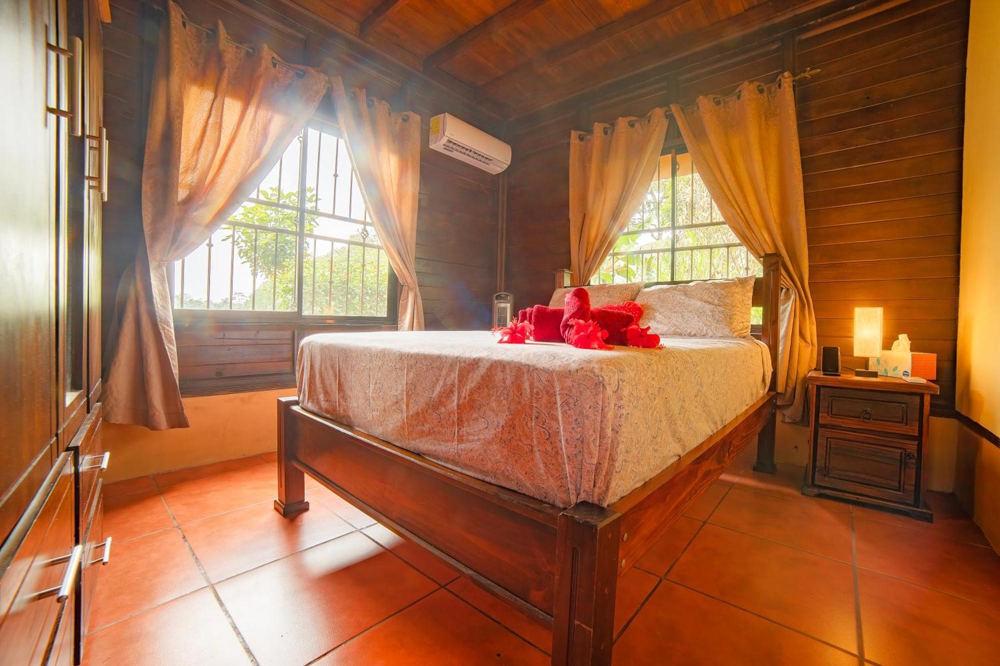The Toucan Nest - Ac, Gated & Pool La Fortuna Bagian luar foto