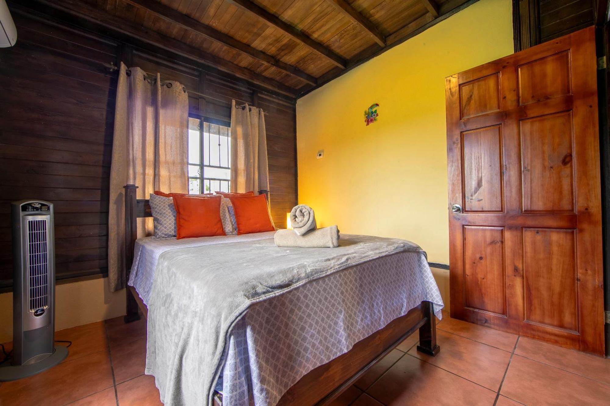 The Toucan Nest - Ac, Gated & Pool La Fortuna Bagian luar foto