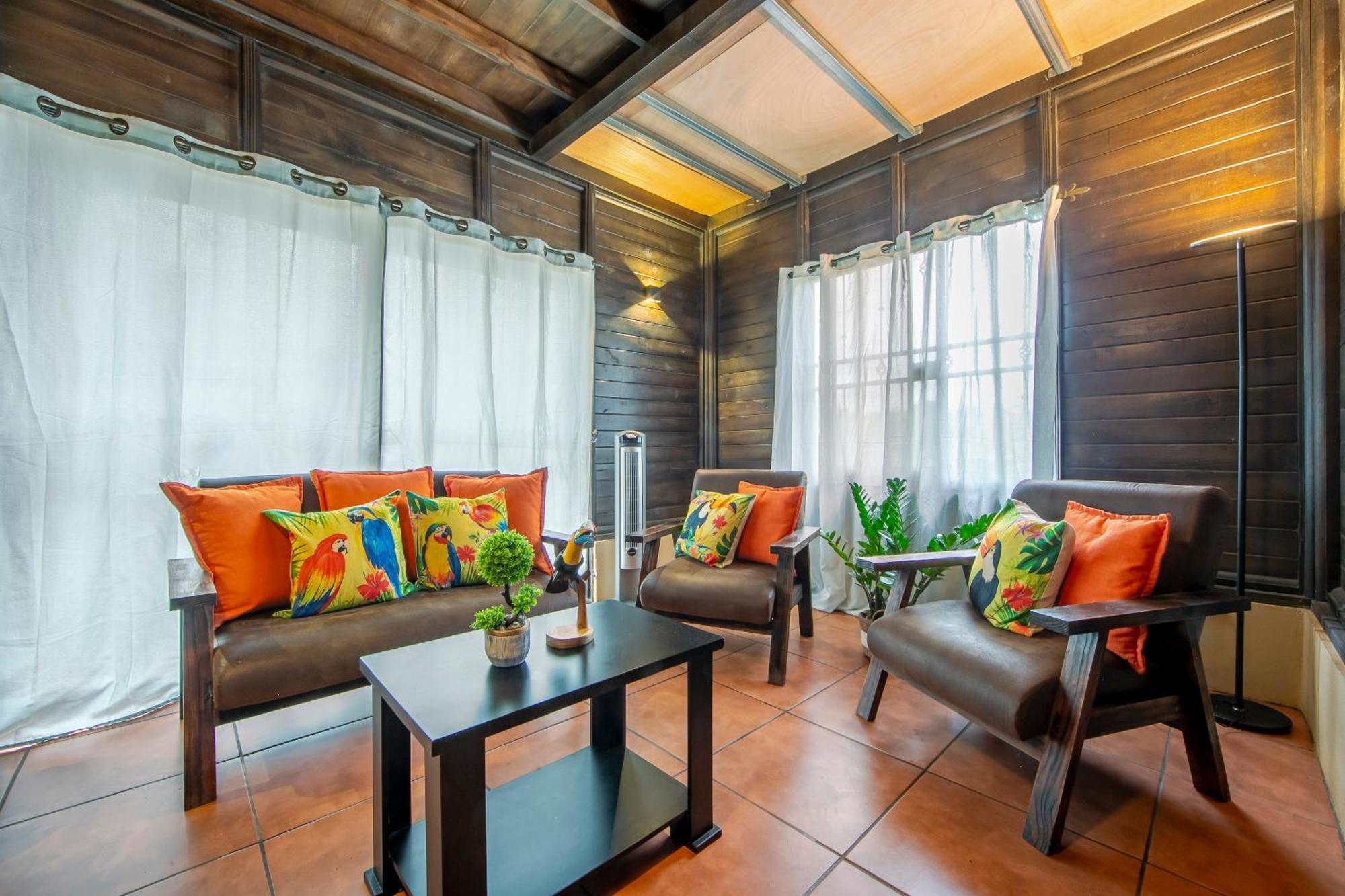 The Toucan Nest - Ac, Gated & Pool La Fortuna Bagian luar foto
